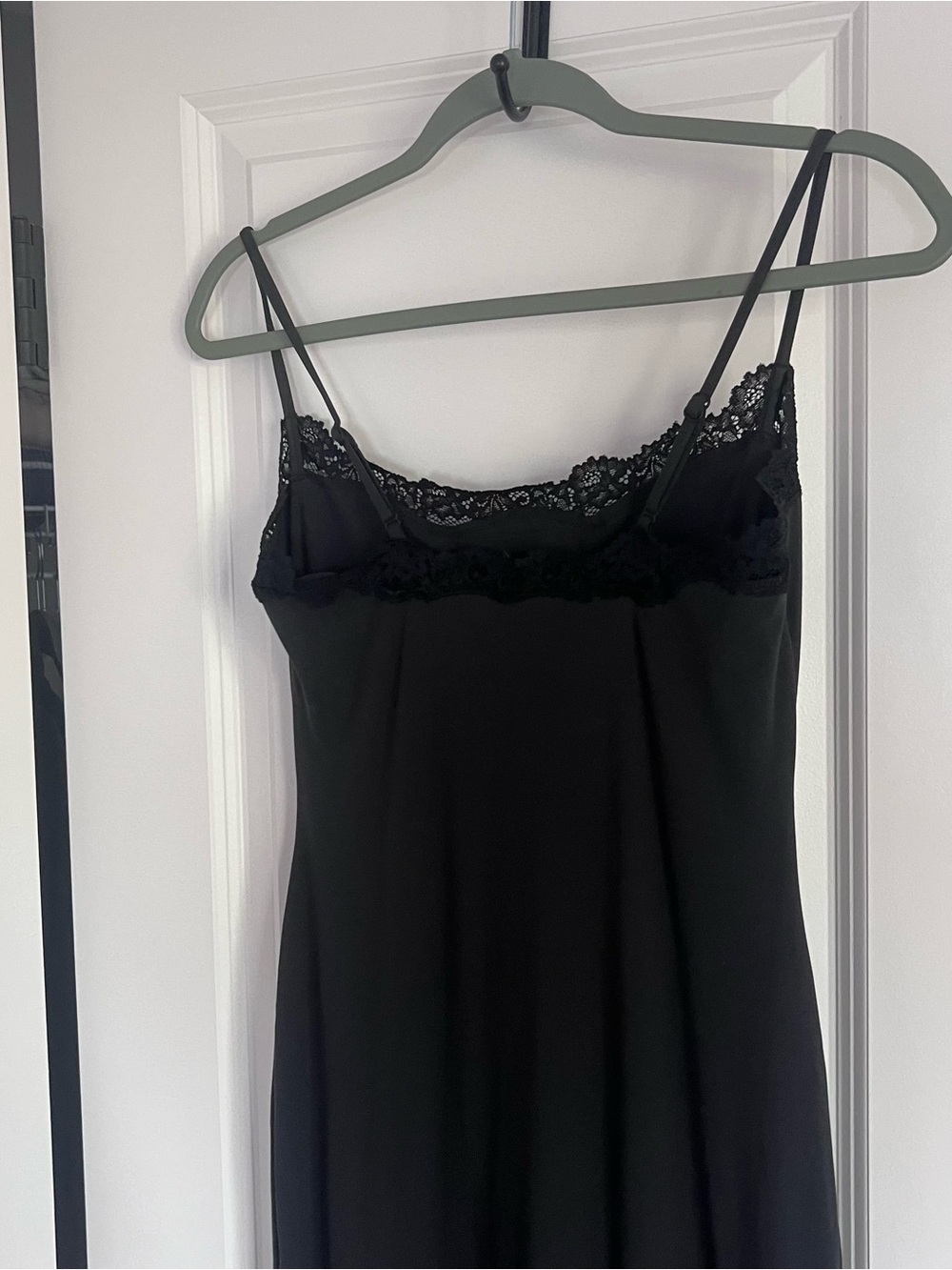Skims Fits Everybody Lace Long Slip Dress - Picture 7 of 9